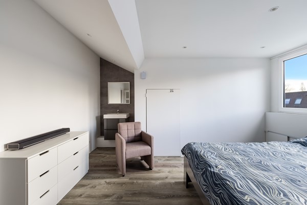 Foto - Te koop: Fijne gezinswoning met carport!